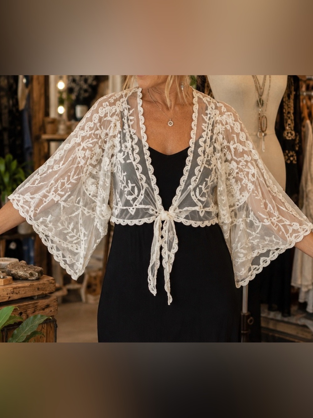 Ivory Embroidered Lace Kimono One Size Boho Sheer Tie Shrug LC Lauren Conrad